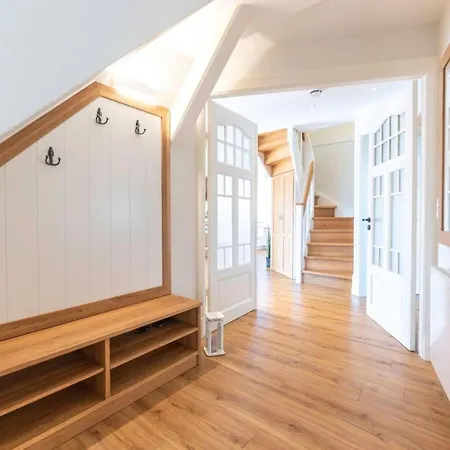 In Foehr With 4 Bedrooms Holiday home
